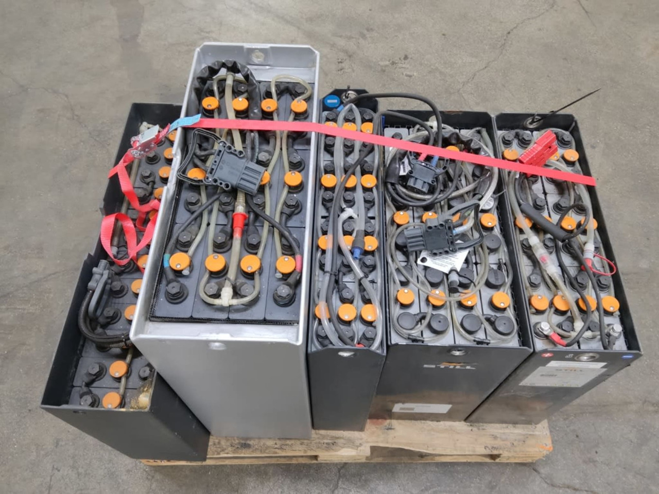 Battery package 5 pieces - Bateria automotiva de Equipamento de movimentação: foto 5 Battery package 5 pieces - Bateria automotiva de Equipamento de movimentação: foto 5