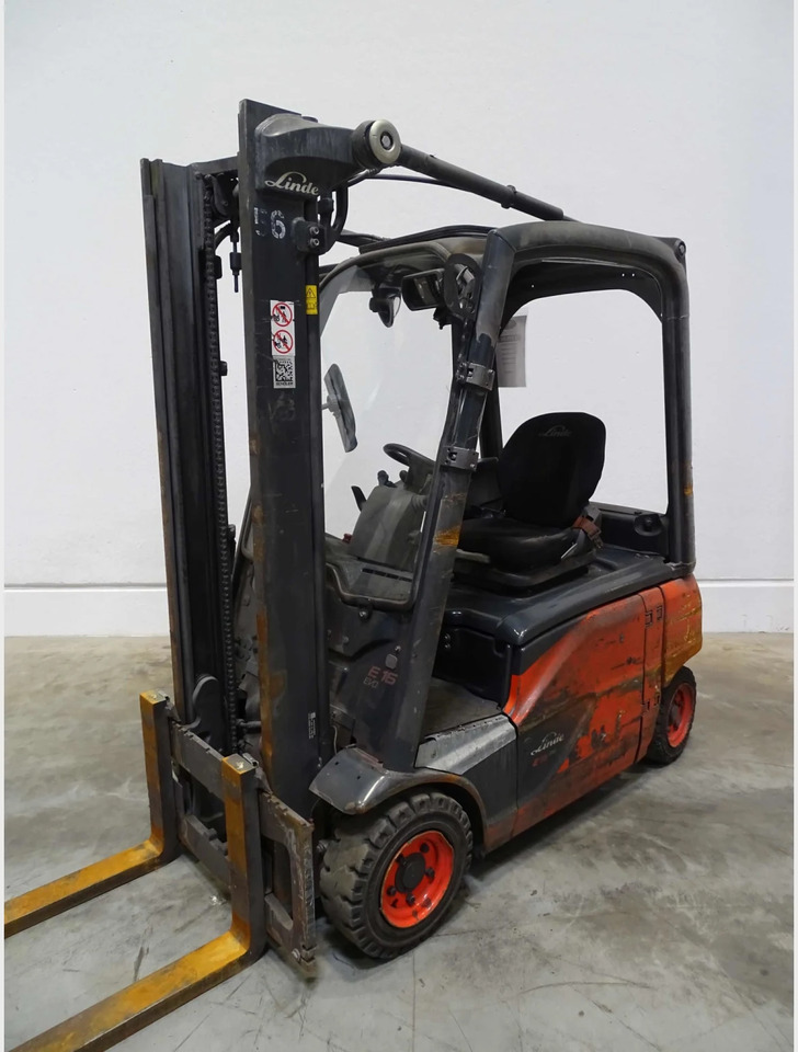 Linde E16P-02 - Empilhadeira elétrica: foto 1 Linde E16P-02 - Empilhadeira elétrica: foto 1