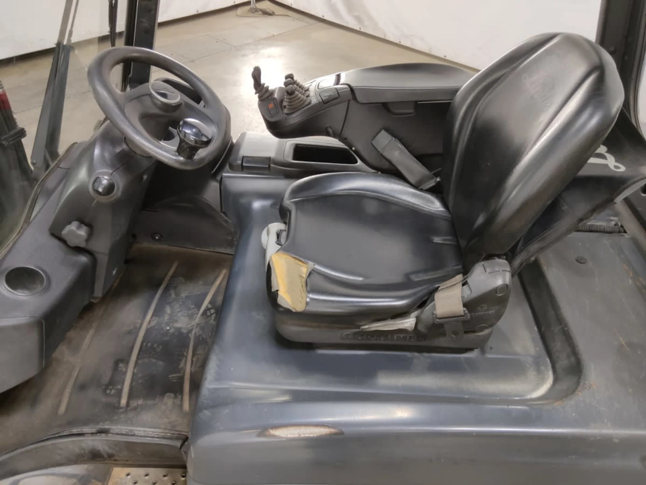 Linde E30L-01 - Empilhadeira elétrica: foto 3 Linde E30L-01 - Empilhadeira elétrica: foto 3