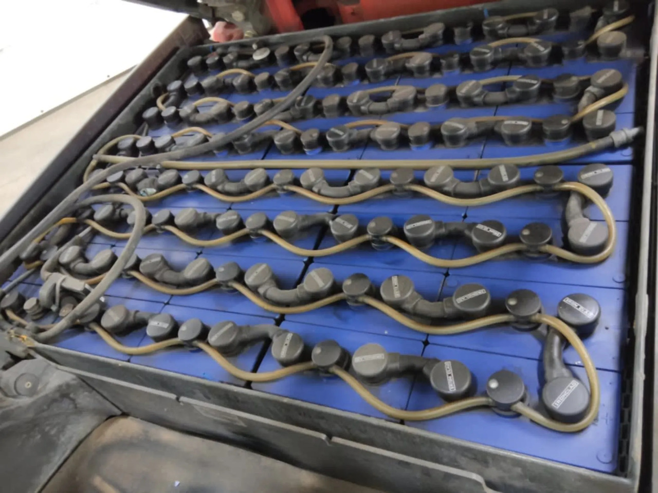 Linde E30L-01 - Empilhadeira elétrica: foto 4 Linde E30L-01 - Empilhadeira elétrica: foto 4