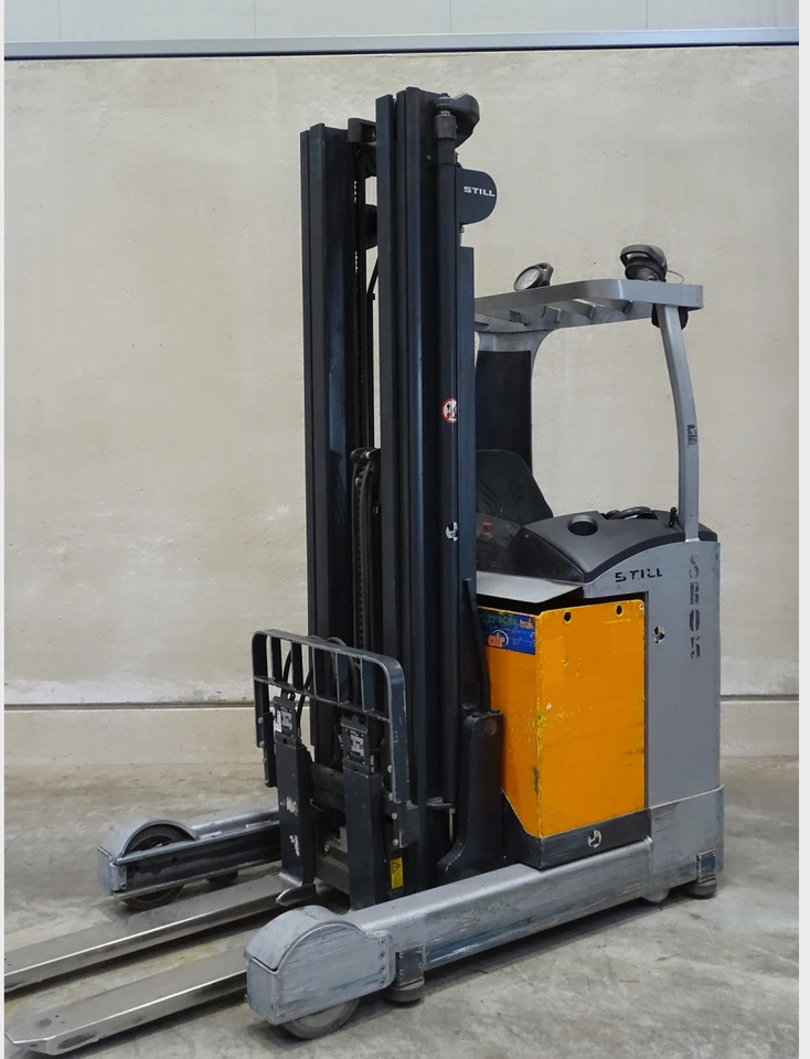 STILL FM-X25 - Empilhador retráctil: foto 1 STILL FM-X25 - Empilhador retráctil: foto 1
