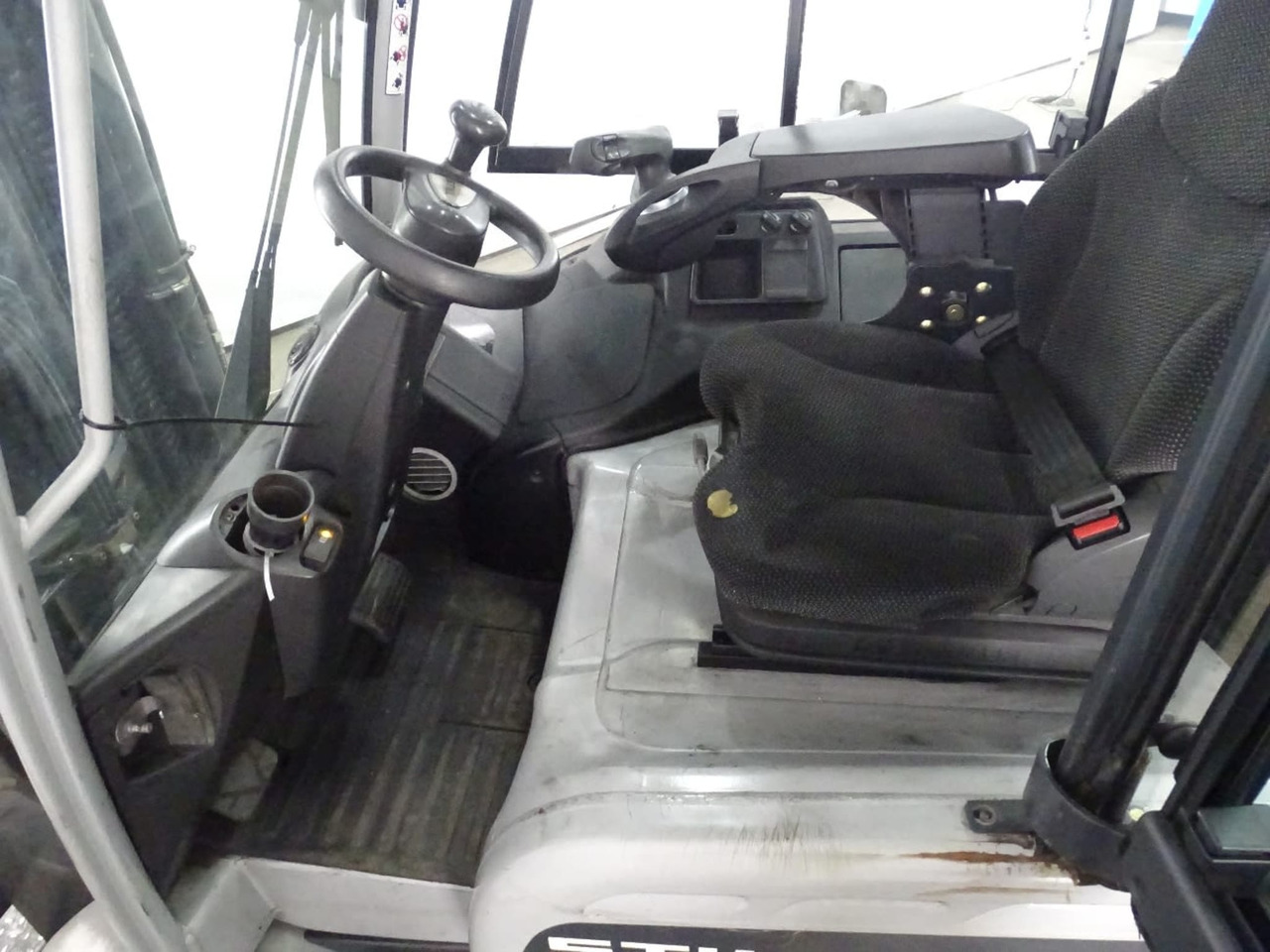 STILL RX60-30 - Empilhadeira elétrica: foto 3 STILL RX60-30 - Empilhadeira elétrica: foto 3