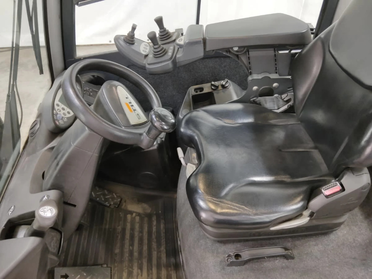 STILL RX70-25T/600 - Empilhadeira a gás: foto 3 STILL RX70-25T/600 - Empilhadeira a gás: foto 3