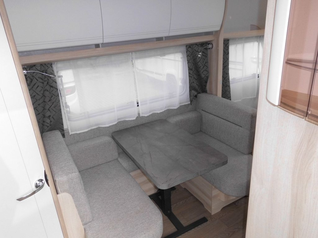 Hobby De Luxe 460 SFf 1500kg. Ambiente, FBH - Caravana: foto 5 Hobby De Luxe 460 SFf 1500kg. Ambiente, FBH - Caravana: foto 5