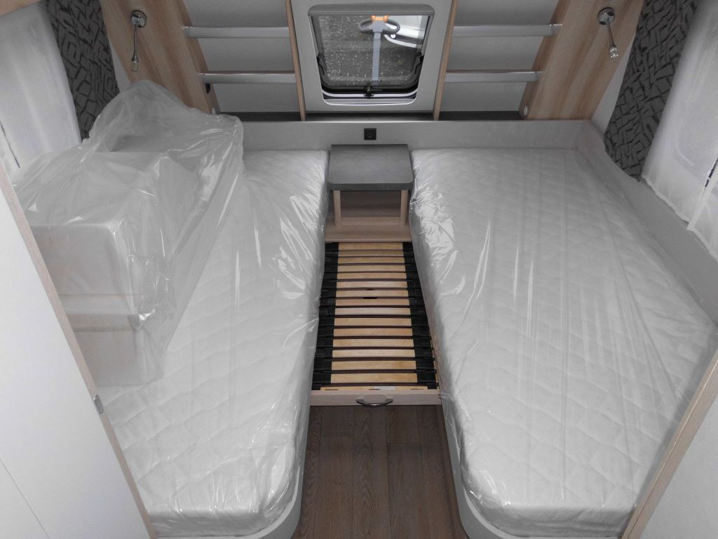 Caravana nuevo Hobby De Luxe 515 UHL 2025 2000kg. AUTARK AMBIENTE Hobby De Luxe 515 UHL mit Extras, Lagerabverkauf!: foto 20