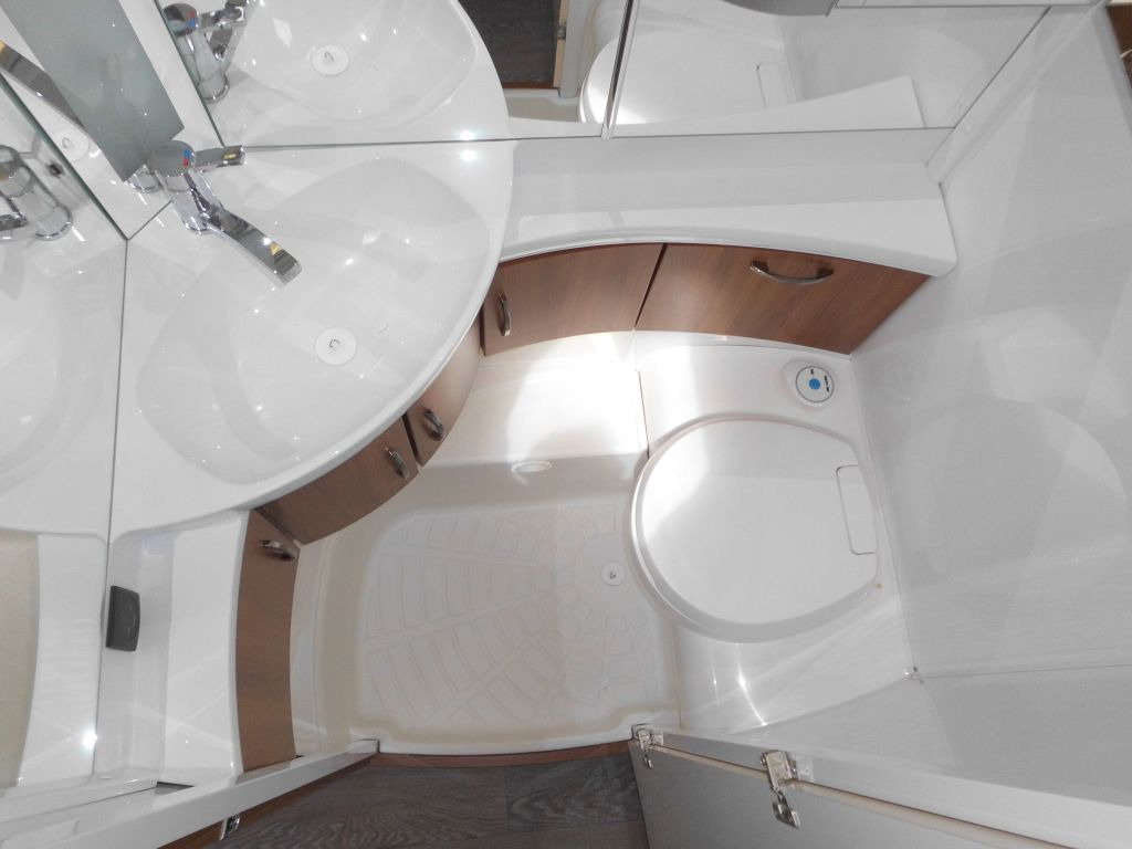 Caravana Hobby Excellent 495 UL 1HAND MOVER KAMPA 1750kg.+++: foto 15