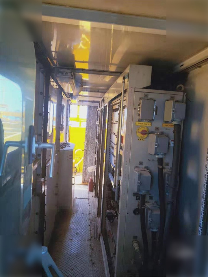 1994 LIEBHERR LHM1200HD - Grua automontante: foto 4 1994 LIEBHERR LHM1200HD - Grua automontante: foto 4