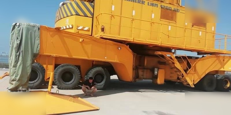 1994 LIEBHERR LHM1200HD - Grua automontante: foto 1 1994 LIEBHERR LHM1200HD - Grua automontante: foto 1