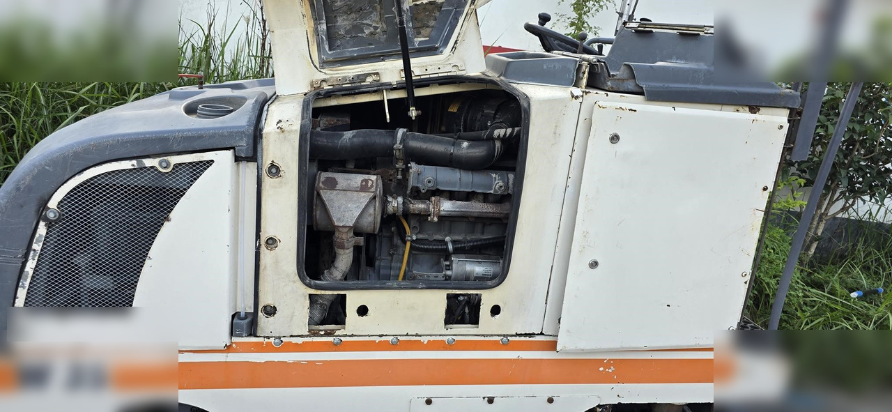 2005 WIRTGEN W35DC - Aplainadora (Fresadora): foto 5 2005 WIRTGEN W35DC - Aplainadora (Fresadora): foto 5