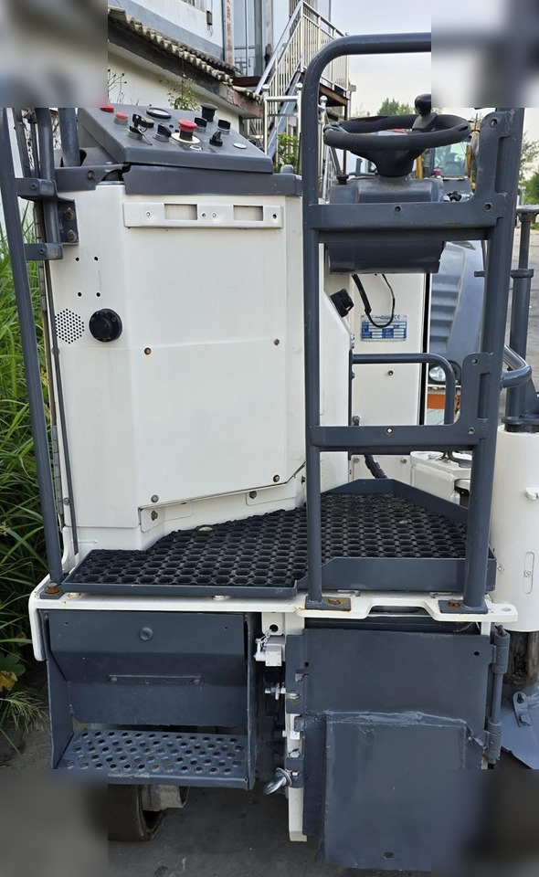 2010 WIRTGEN W35 - Aplainadora (Fresadora): foto 4 2010 WIRTGEN W35 - Aplainadora (Fresadora): foto 4