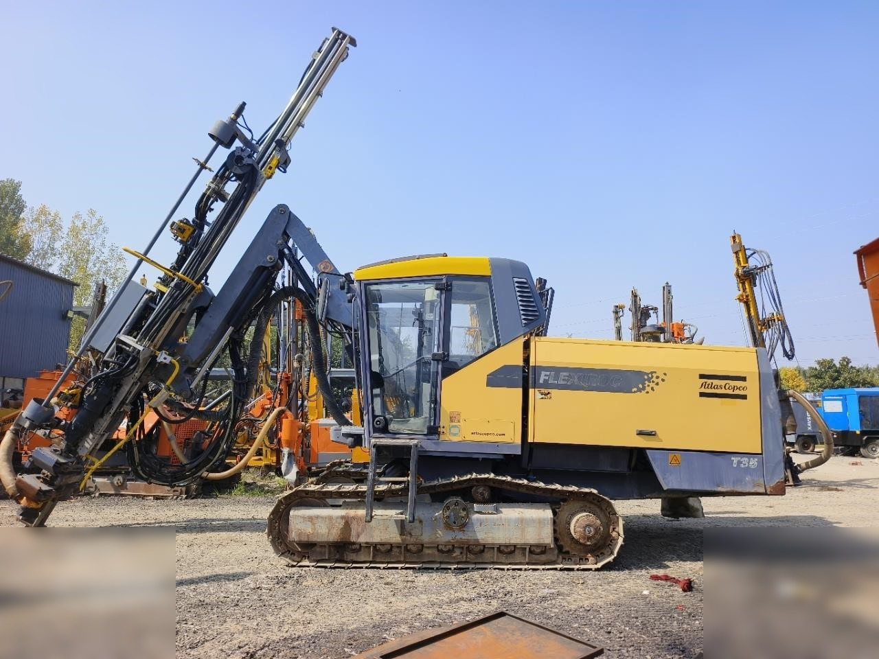 2012 ATLAS COPCO FLEXIROC T35-11 - Máquina de perfuração: foto 1 2012 ATLAS COPCO FLEXIROC T35-11 - Máquina de perfuração: foto 1