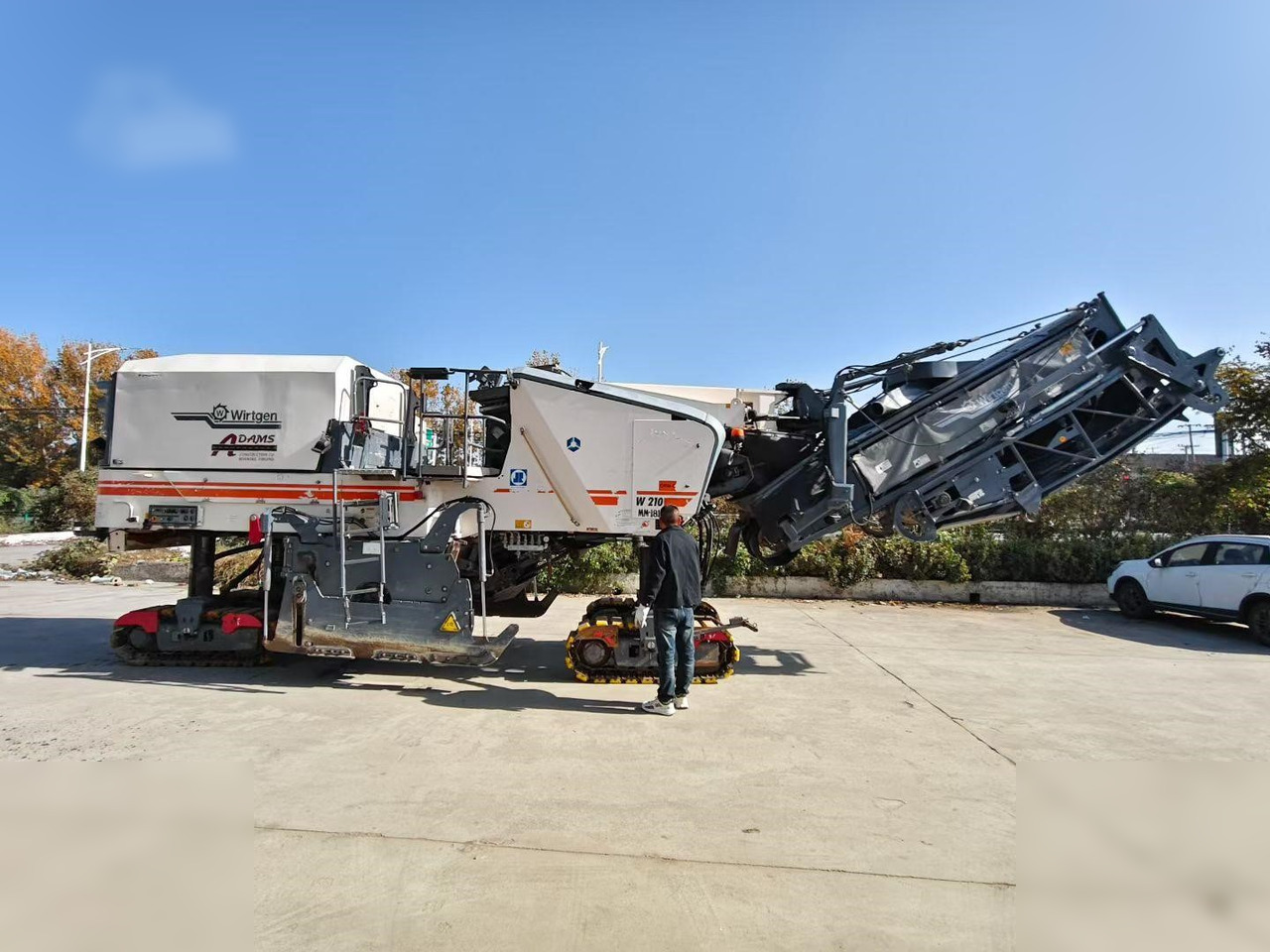 2012 WIRTGEN W210 - Aplainadora (Fresadora): foto 2 2012 WIRTGEN W210 - Aplainadora (Fresadora): foto 2