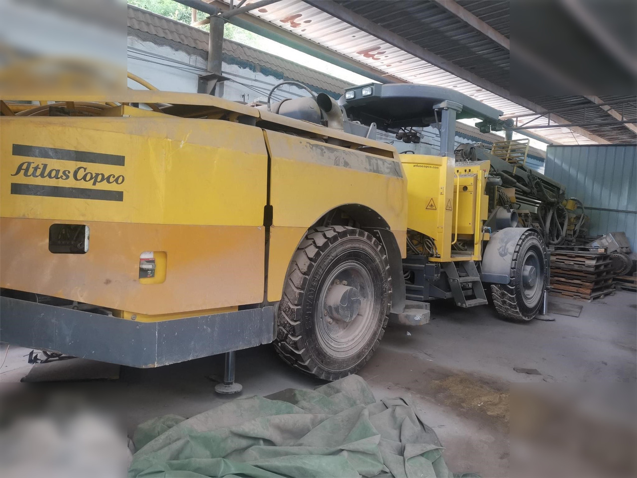 2013 ATLAS COPCO BOLTEC MD - Máquina de perfuração: foto 2 2013 ATLAS COPCO BOLTEC MD - Máquina de perfuração: foto 2