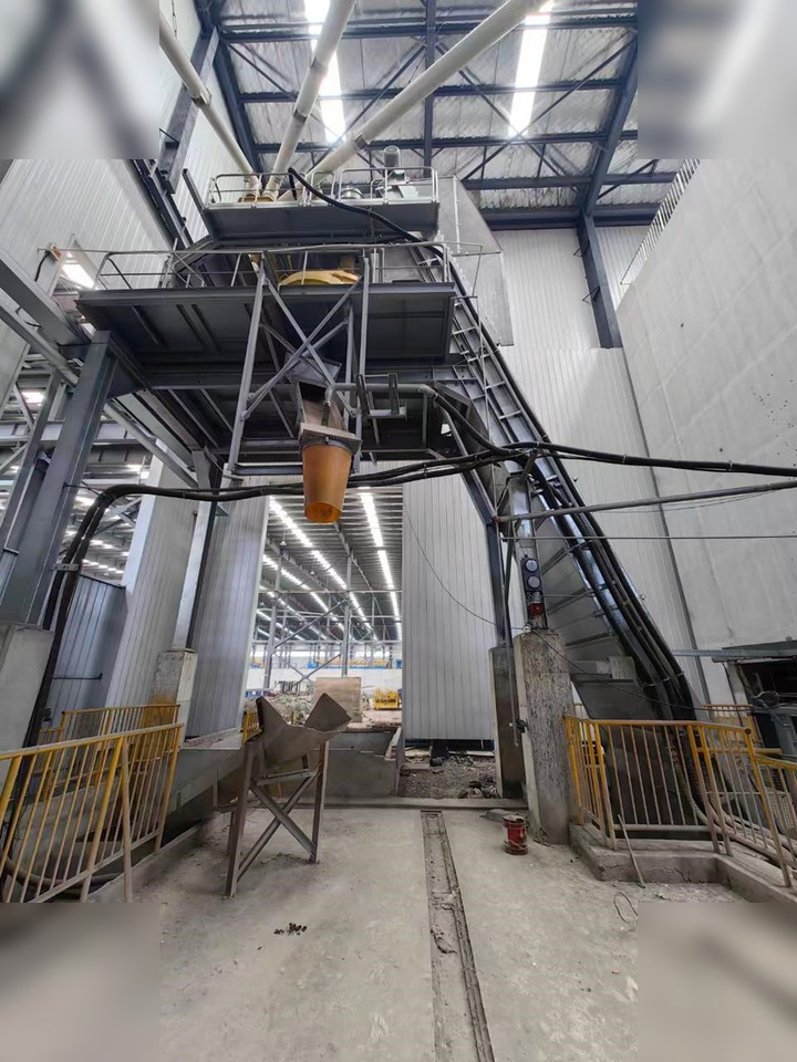 2019 LIEBHERR BETOMIX 2.25 - Usina de concreto: foto 2 2019 LIEBHERR BETOMIX 2.25 - Usina de concreto: foto 2