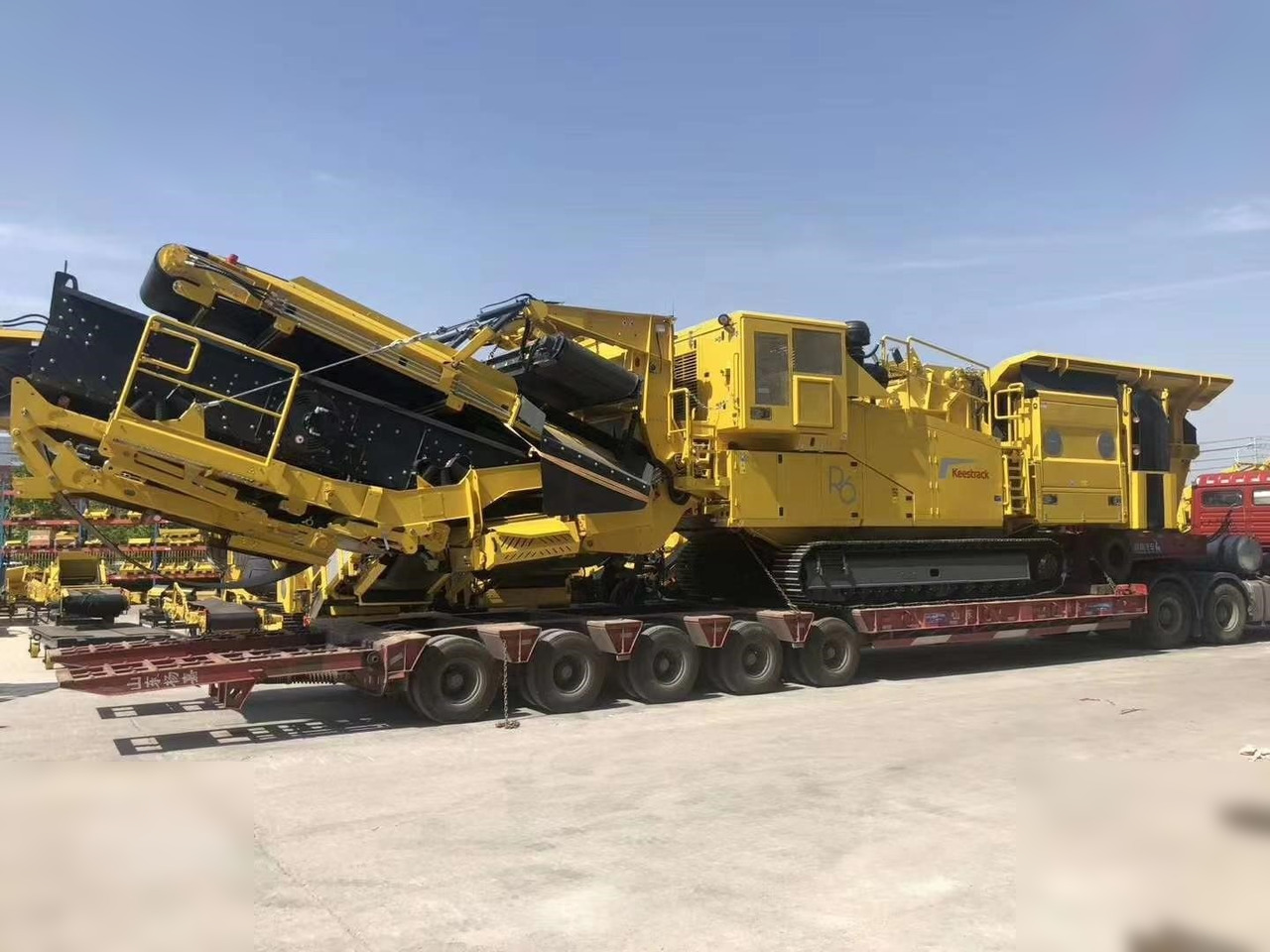 2025 KEESTRACK R6 - Britador: foto 1 2025 KEESTRACK R6 - Britador: foto 1