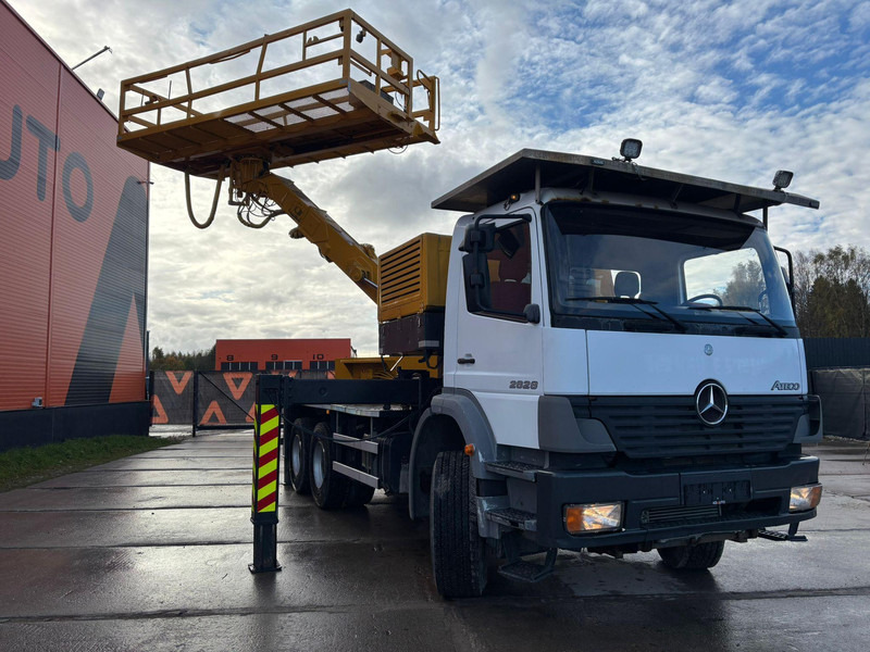 Caminhão, Caminhão grua Mercedes-Benz Atego 2628 6x4 AMV ARBPL.10.5M / boom 10.5 m / 1000 kg / 7912 hours - KAESER M76 / 2700 l/min: foto 11