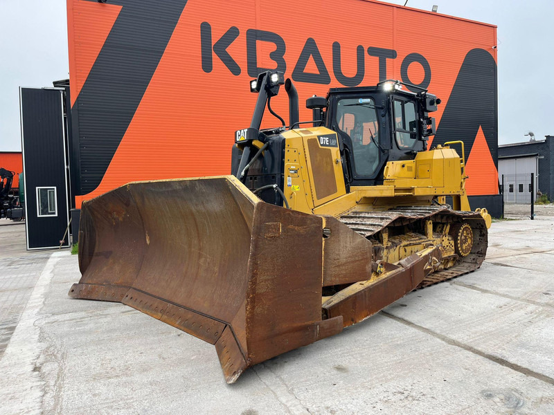 Caterpillar D7E LGP RIPPER / AC - Buldôzer: foto 2 Caterpillar D7E LGP RIPPER / AC - Buldôzer: foto 2