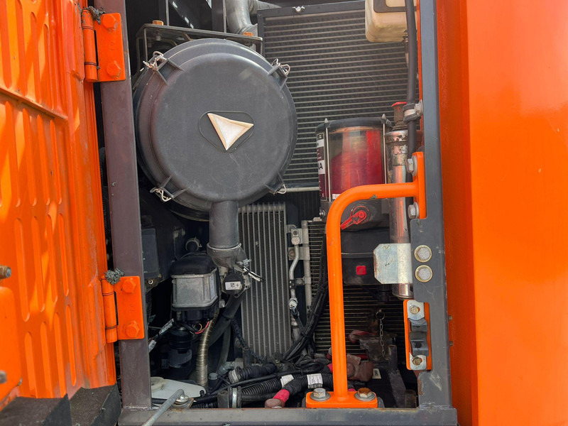 Escavadora de rastos Doosan DX 235 LCR-5 3 D / ROTOTILT / CENTRAL LUBRICATION / AC: foto 17