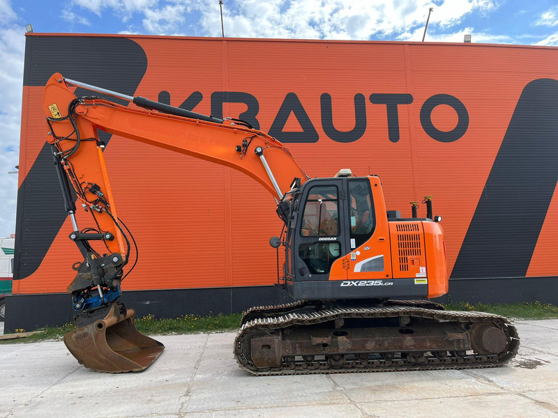 Escavadora de rastos Doosan DX 235 LCR-5 3 D / ROTOTILT / CENTRAL LUBRICATION / AC: foto 9