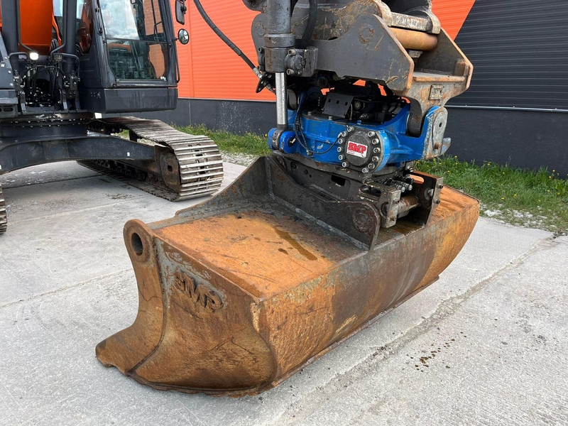 Escavadora de rastos Doosan DX 235 LCR-5 3 D / ROTOTILT / CENTRAL LUBRICATION / AC: foto 11