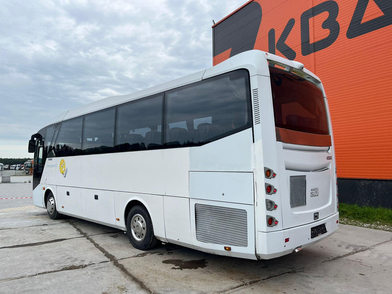 Isuzu Visigo 4x2 EURO 6 / 41 SEATS / AC - Autocarro: foto 5 Isuzu Visigo 4x2 EURO 6 / 41 SEATS / AC - Autocarro: foto 5