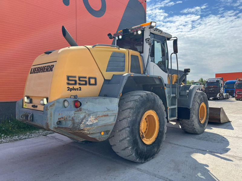 Liebherr L 550 4X4 AC / CENTRL LUBRICATION / SCALES - Carregadeira de rodas: foto 5 Liebherr L 550 4X4 AC / CENTRL LUBRICATION / SCALES - Carregadeira de rodas: foto 5
