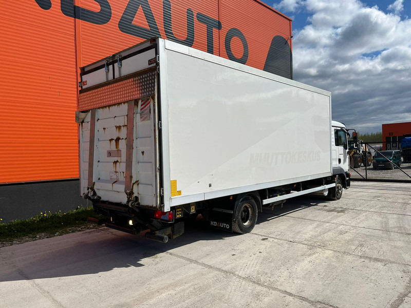 MAN TGL 12.240 4x2 BOX L=6812 mm - Caminhão furgão: foto 5 MAN TGL 12.240 4x2 BOX L=6812 mm - Caminhão furgão: foto 5