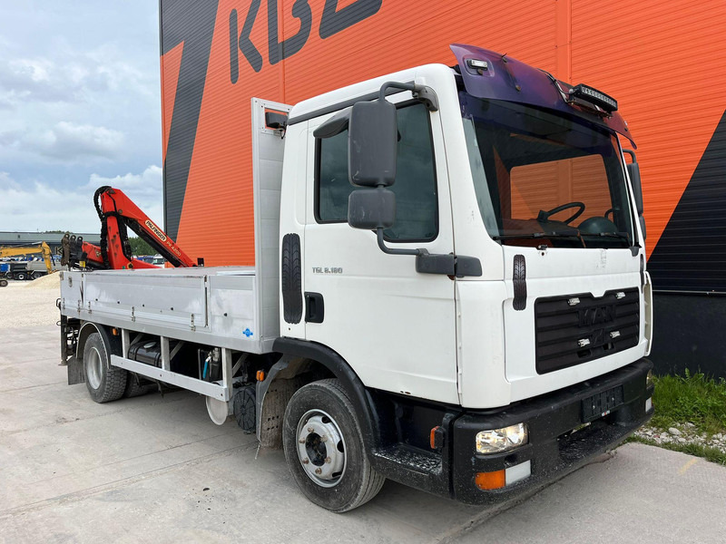 MAN TGL 8.180 4x2 PK4200 YEAR 2013 / PLATFORM L=3710 mm - Camião de caixa aberta/ Plataforma, Caminhão grua: foto 4 MAN TGL 8.180 4x2 PK4200 YEAR 2013 / PLATFORM L=3710 mm - Camião de caixa aberta/ Plataforma, Caminhão grua: foto 4