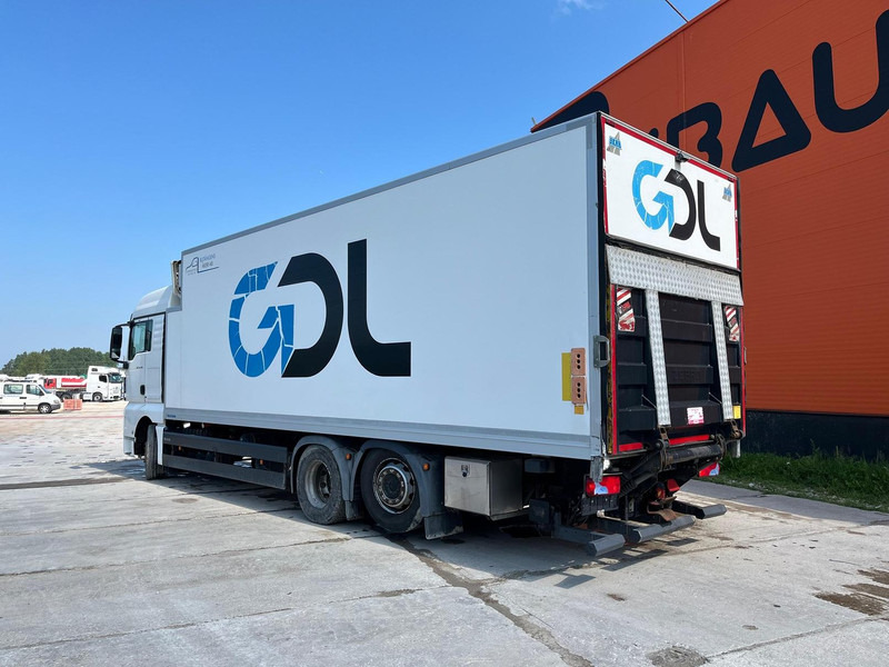 Caminhão frigorífico MAN TGX 26.480 6x2*4 HULTSTEINS / BOX L=8553 mm: foto 8