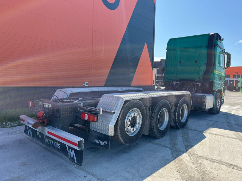 Mercedes-Benz Actros 3563 8x4*4 RETARDER / CHASSIS L=7358 mm - Caminhão chassi: foto 5 Mercedes-Benz Actros 3563 8x4*4 RETARDER / CHASSIS L=7358 mm - Caminhão chassi: foto 5