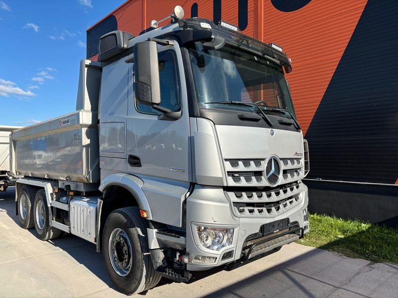 Mercedes-Benz Arocs 2658 6x4 RETARDER / BOX L=4541mm - Caminhão basculante: foto 3 Mercedes-Benz Arocs 2658 6x4 RETARDER / BOX L=4541mm - Caminhão basculante: foto 3