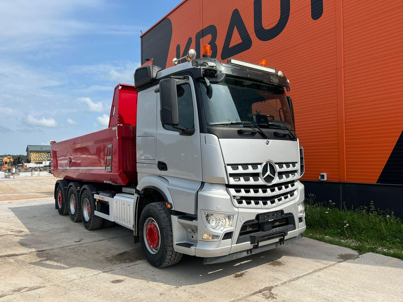 Mercedes-Benz Arocs 3253 8x4*4 RETARDER / BOX L=6176 mm - Caminhão basculante: foto 4 Mercedes-Benz Arocs 3253 8x4*4 RETARDER / BOX L=6176 mm - Caminhão basculante: foto 4