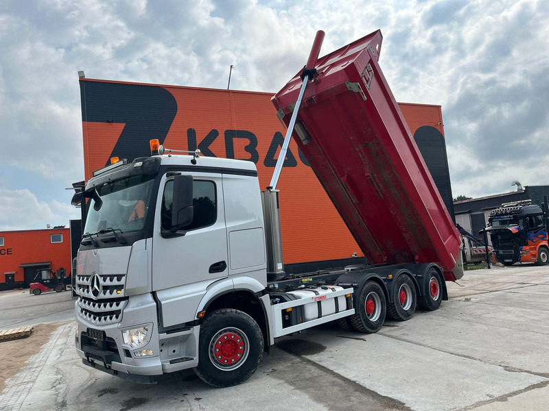 Mercedes-Benz Arocs 3253 8x4*4 RETARDER / BOX L=6176 mm - Caminhão basculante: foto 2 Mercedes-Benz Arocs 3253 8x4*4 RETARDER / BOX L=6176 mm - Caminhão basculante: foto 2