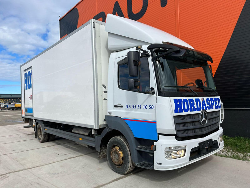 Mercedes-Benz Atego 1018 4x2 BOX L=6477 mm - Caminhão furgão: foto 4 Mercedes-Benz Atego 1018 4x2 BOX L=6477 mm - Caminhão furgão: foto 4
