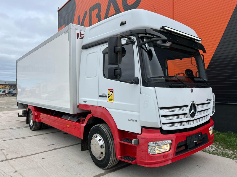 Mercedes-Benz Atego 1224 4x2 NEW ENGINE ! / BOX L=7548 mm - Caminhão furgão: foto 3 Mercedes-Benz Atego 1224 4x2 NEW ENGINE ! / BOX L=7548 mm - Caminhão furgão: foto 3