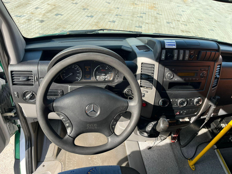 Micro-ônibus, Furgão de passageiros Mercedes-Benz Sprinter 4x2 19 +1 SEATS / AC: foto 10 Micro-ônibus, Furgão de passageiros Mercedes-Benz Sprinter 4x2 19 +1 SEATS / AC: foto 10