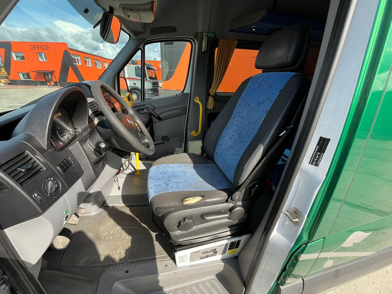 Micro-ônibus, Furgão de passageiros Mercedes-Benz Sprinter 4x2 19 +1 SEATS / AC: foto 13 Micro-ônibus, Furgão de passageiros Mercedes-Benz Sprinter 4x2 19 +1 SEATS / AC: foto 13