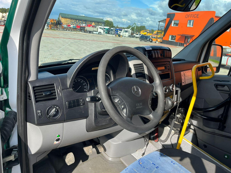 Micro-ônibus, Furgão de passageiros Mercedes-Benz Sprinter 4x2 19 +1 SEATS / AC: foto 9 Micro-ônibus, Furgão de passageiros Mercedes-Benz Sprinter 4x2 19 +1 SEATS / AC: foto 9