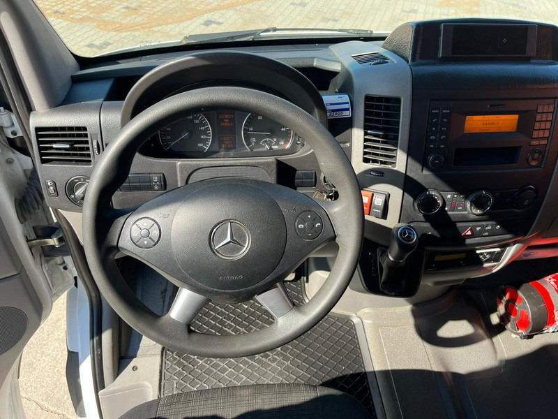 Micro-ônibus, Furgão de passageiros Mercedes-Benz Sprinter 516 CDI 19 + 1 SEATS / DRIVER AC: foto 11