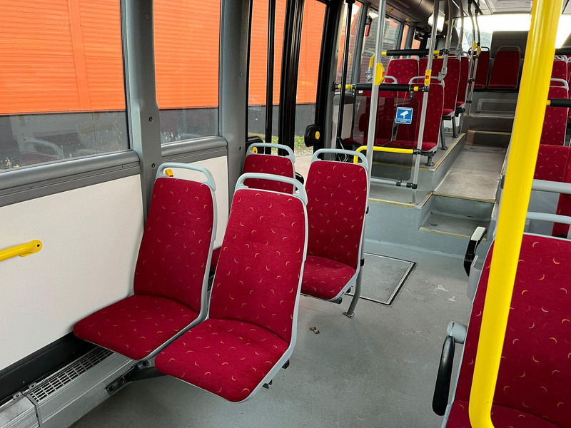 Locação de Scania CK 320 UB4x2 LB OmniLink II 2+2+1 DOORS / EURO EEV / 32 SEATS + 34 STANDING / AC / AUXILIARY HEATING / FOGMAKER / 20 units avail Scania CK 320 UB4x2 LB OmniLink II 2+2+1 DOORS / EURO EEV / 32 SEATS + 34 STANDING / AC / AUXILIARY HEATING / FOGMAKER / 20 units avail: foto 13