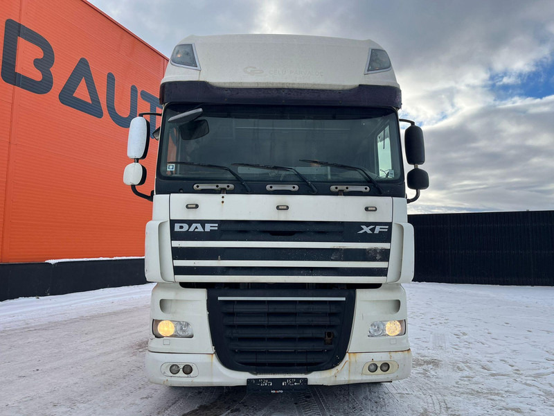 DAF XF 105.410 4x2 NOT ROADWORTHY ! / HYDRAULICS - Tractor: foto 3 DAF XF 105.410 4x2 NOT ROADWORTHY ! / HYDRAULICS - Tractor: foto 3