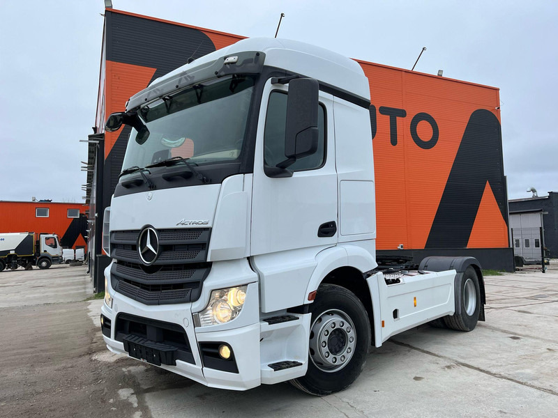 Mercedes-Benz Actros 1842 4x2 STREAM SPACE / RETARDER - Tractor: foto 2 Mercedes-Benz Actros 1842 4x2 STREAM SPACE / RETARDER - Tractor: foto 2