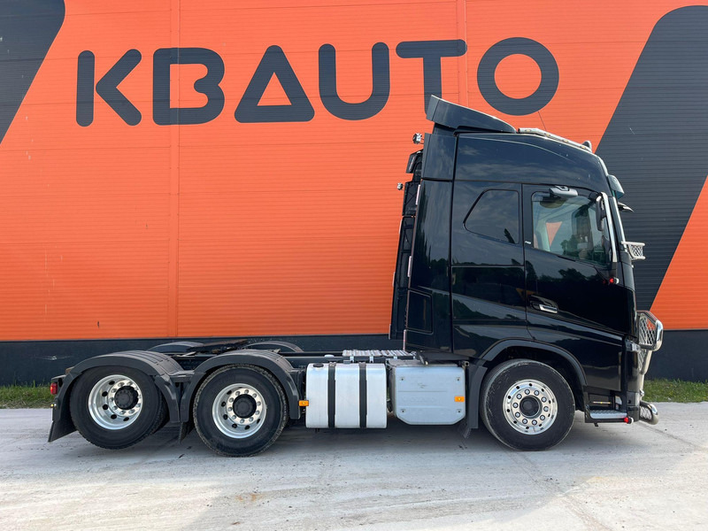 Volvo FH 16 750 6x4 GCW 76 ton / TANDEM AXLE LIFT - Tractor: foto 3 Volvo FH 16 750 6x4 GCW 76 ton / TANDEM AXLE LIFT - Tractor: foto 3