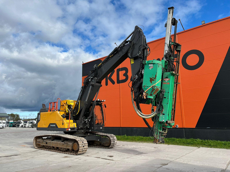 Volvo EC 300 E WITH MONTABERT CPA 295 DRILL PRICE 123900.- - Escavadora de rastos: foto 3 Volvo EC 300 E WITH MONTABERT CPA 295 DRILL PRICE 123900.- - Escavadora de rastos: foto 3