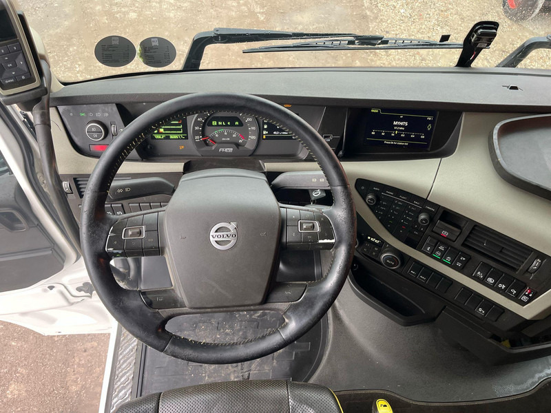 Caminhão chassi Volvo FH 16 600 6x2*4 FOR SALE AS CHASSIS / CHASSIS L=6300 mm: foto 13 Caminhão chassi Volvo FH 16 600 6x2*4 FOR SALE AS CHASSIS / CHASSIS L=6300 mm: foto 13