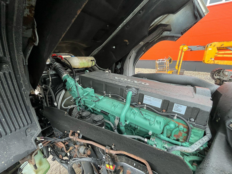 Caminhão chassi Volvo FH 16 600 6x2*4 FOR SALE AS CHASSIS / CHASSIS L=6300 mm: foto 11 Caminhão chassi Volvo FH 16 600 6x2*4 FOR SALE AS CHASSIS / CHASSIS L=6300 mm: foto 11