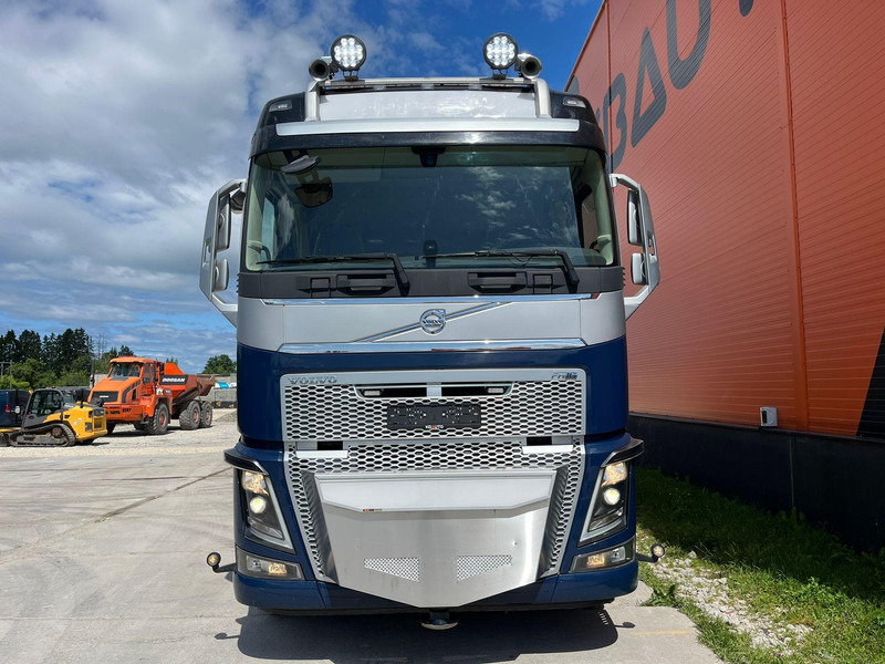 Volvo FH 16 650 8x2*6 HMF 6020K-RC + JIB / PLATFORM L=6344 mm - Camião de caixa aberta/ Plataforma, Caminhão grua: foto 3 Volvo FH 16 650 8x2*6 HMF 6020K-RC + JIB / PLATFORM L=6344 mm - Camião de caixa aberta/ Plataforma, Caminhão grua: foto 3