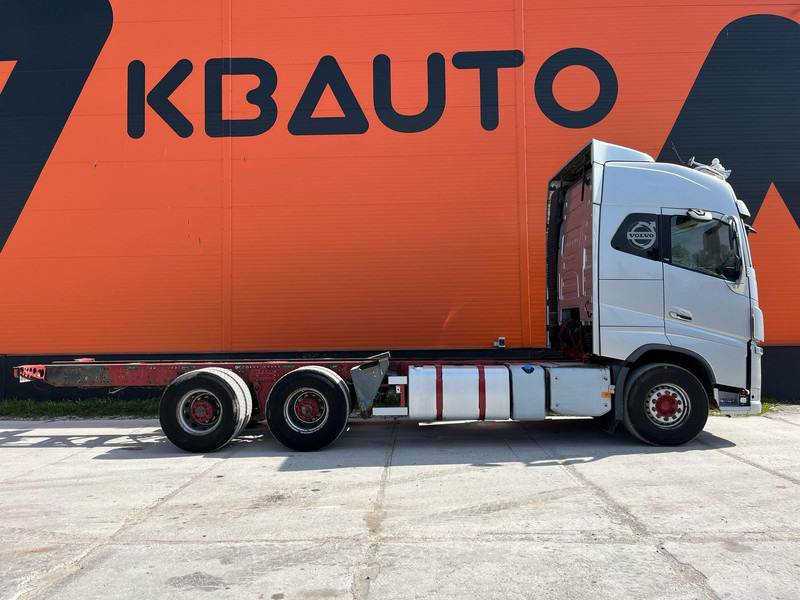 Volvo FH 16 750 6x4 9 TON FRONT AXLE / RETARDER / PTO / CHASSIS L=7856 mm - Caminhão chassi: foto 5 Volvo FH 16 750 6x4 9 TON FRONT AXLE / RETARDER / PTO / CHASSIS L=7856 mm - Caminhão chassi: foto 5