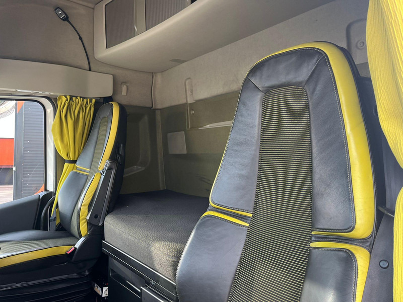 Caminhão florestal, Caminhão grua para transporte de madeiras Volvo FH 16 750 8x4*4 CHASSIS L=7113 mm: foto 16