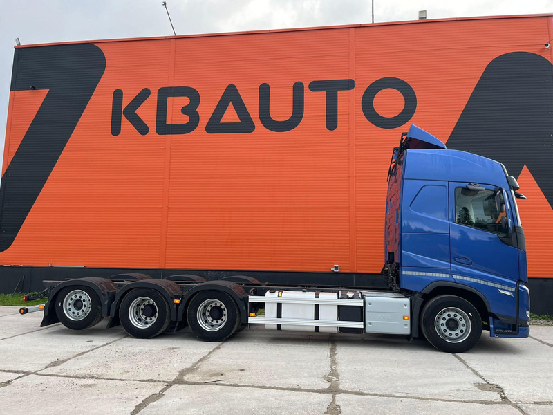 Volvo FH 500 8x4*4 GLOBE XL / RETARDER / CHASSIS L=7589 mm - Caminhão chassi: foto 4 Volvo FH 500 8x4*4 GLOBE XL / RETARDER / CHASSIS L=7589 mm - Caminhão chassi: foto 4